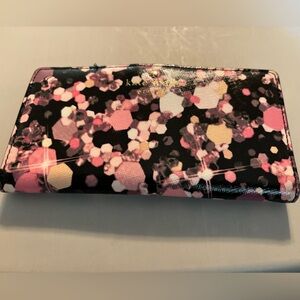 Kate Spade snap wallet